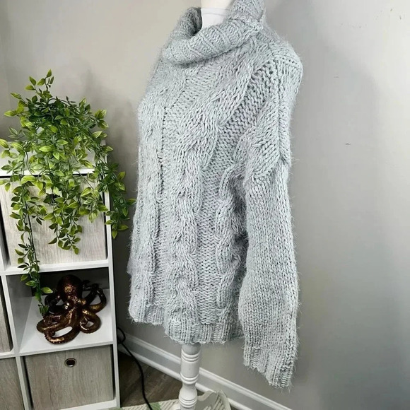 Dance & Marvel Chunky Cable Knit Chenille Turtleneck Sweater Size M/L - Picture 5 of 16
